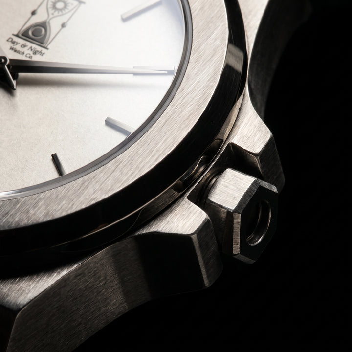 The Sango 878 Gunmetal Eclipse